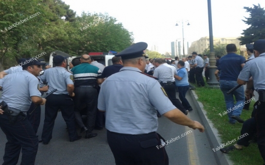 Police disperse anti-Israel protesters in Baku