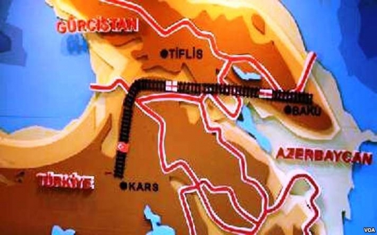Azərbaycan Bakı-Qars dəmiryoluna yarım milyard pul ayırıb