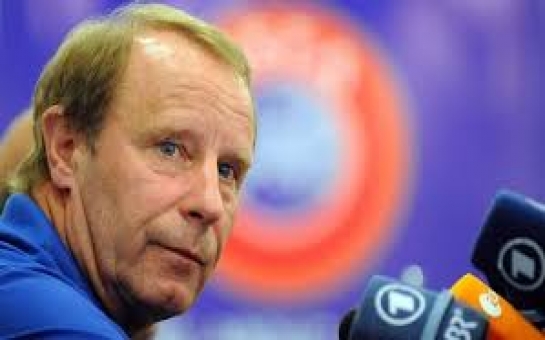 Berti Vogts names his successor as Azerbaijan coach