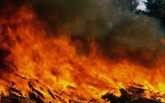 На территориях заповедника «Шахдаг» и Огузского парка продолжается пожар