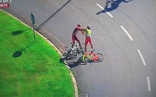 Cyclists get into huge punch-up at the end of four-hour stage