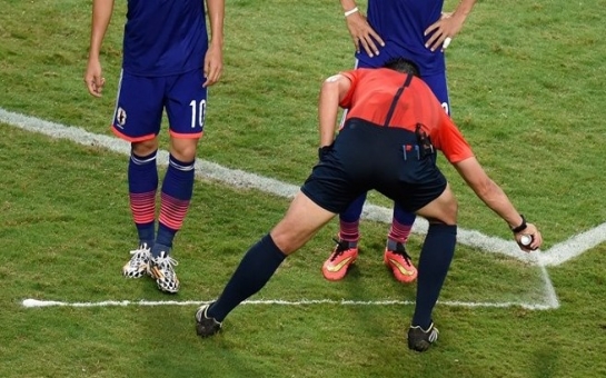 Vanishing spray paint approved for UEFA games