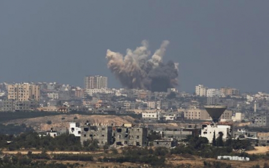 Israelis, Gaza militants fight on, defying truce efforts