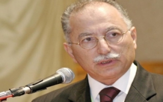 İhsanoğlu seçkidə Ərdoğanı ötdü - Azərbaycanda