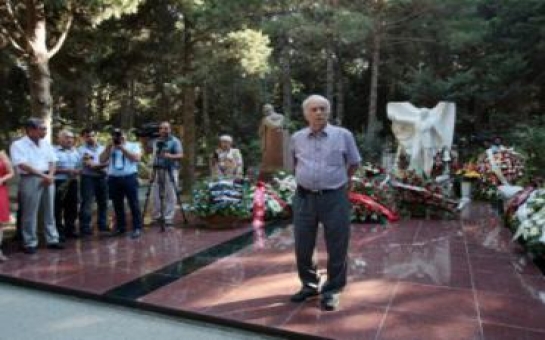 Great Azerbaijani singer Muslim Magomayev commemorated in Baku