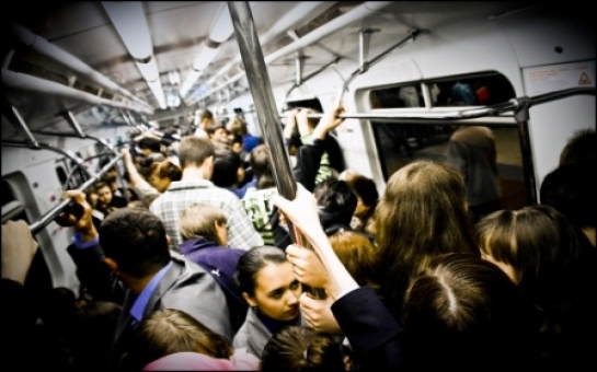 Bakı metrosunda qadınların davası