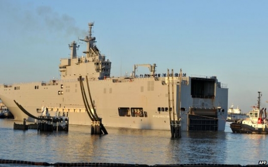 Ukraine crisis: France halts warship delivery to Russia