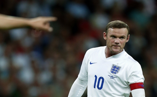 Time to stop pointing finger of blame at selfless whipping boy Wayne Rooney