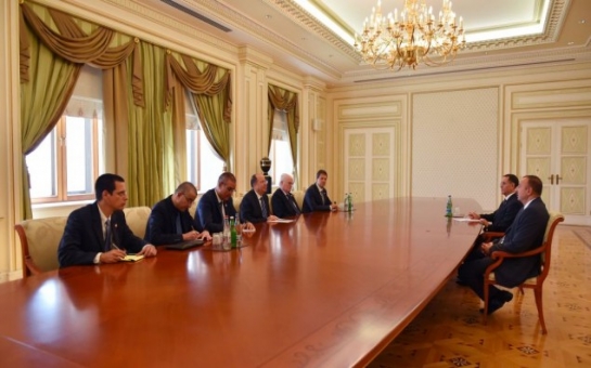 Aliyev meets Israeli defense minister visiting Baku