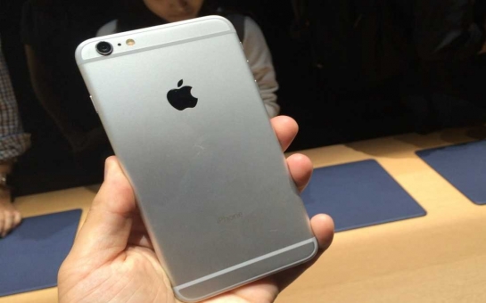 Apple iPhone 6: thinner, faster and slightly cheaper - REVIEW
