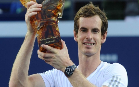Murray beats Robredo to win first title in 15 months