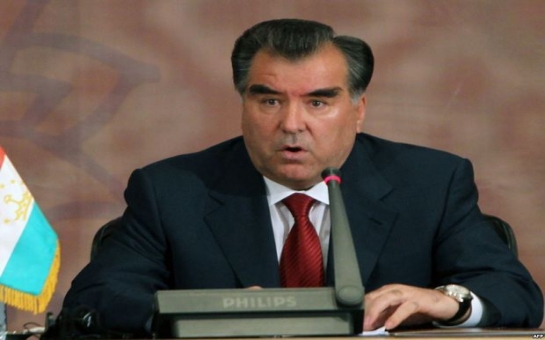Президент Таджикистана предложил совместно бороться с ИГ