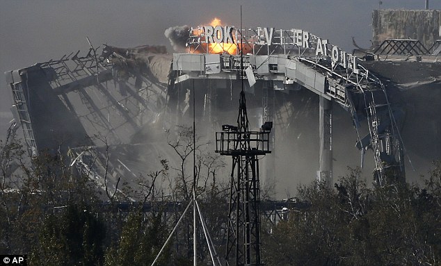 Shocking pictures show Ukrainian airport lying in tatters - PHOTO+VIDEO