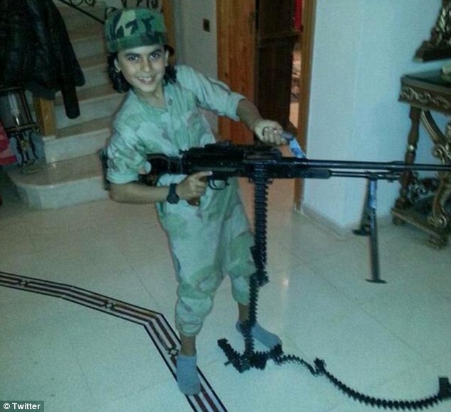 ISIS boasts a jihadi fighter aged just TEN killed - PHOTO