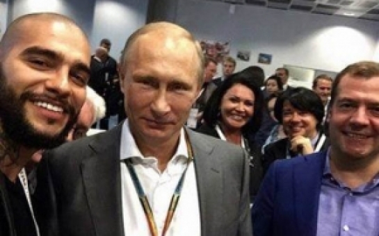 Putin, Medvedev və Timati ... - “İlin selfiesi”