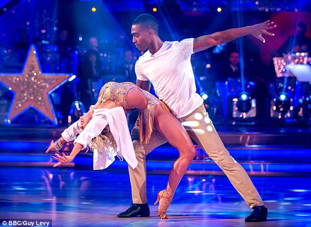 Viewers' backlash against the Strictly siren - PHOTO+VIDEO