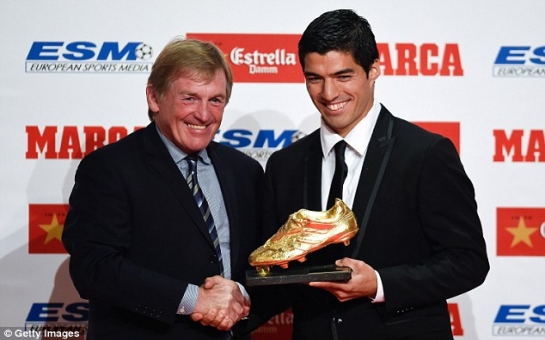 Suarez dedicates Golden Shoe award to former Liverpool