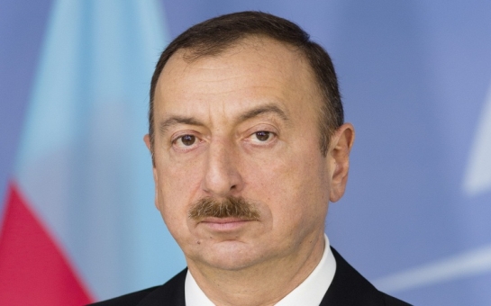 Azerbaijan frees four opposition activists