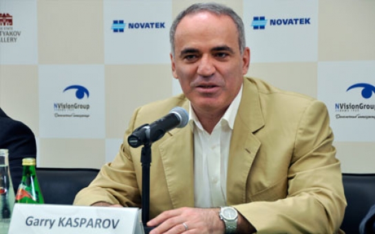 Kasparov: “Azərbaycan Putinin hədəfindədir”