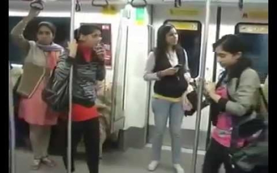 Delhi Metro Rail Ladies Coach MMS 2014 - VIDEO
