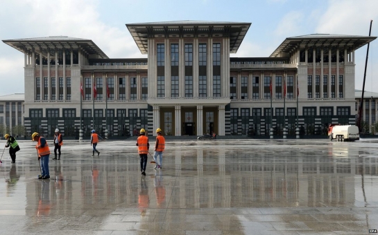 Erdogan presidential palace cost soars for Turkey