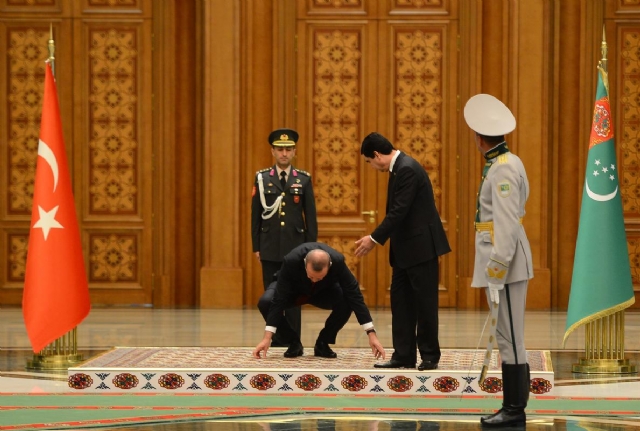 Ərdoğan Türkmənistan prezidentini belə çaşdırdı - FOTO