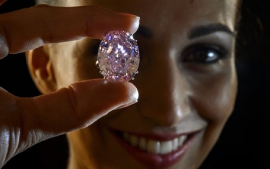 Pink Star diamond fetches record $83m at auction