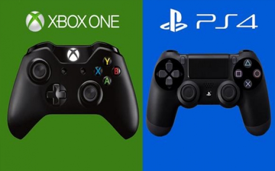 PlayStation 4 v Xbox One: Experts on next-gen battle