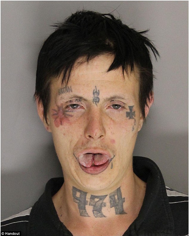 Frightening face of a murder suspect - PHOTO