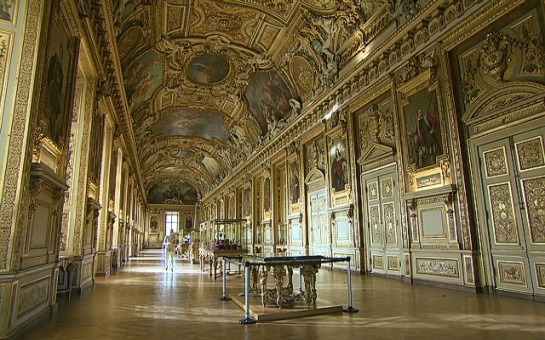 Louvre director Jean-Luc Martinez goes undercover
