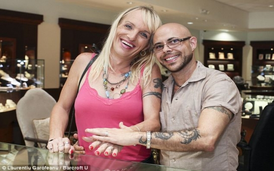 Couple get engaged after both undergo sex change operations