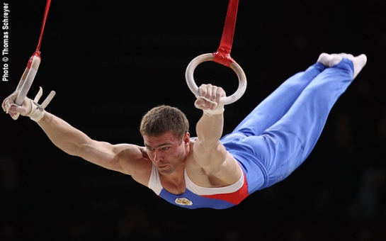 Azerbaijan recruits three Russian gymnasts
