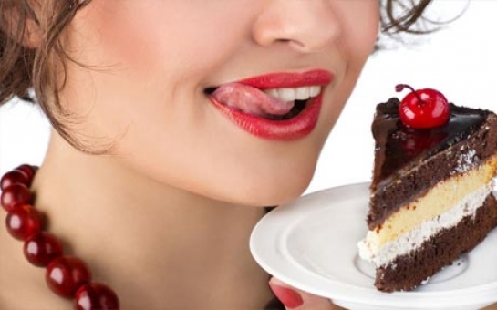 Want to slim? Don't feel guilty about that chocolate cake!