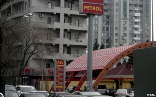 Azerbaijan petrol price rise linked to falling crude output