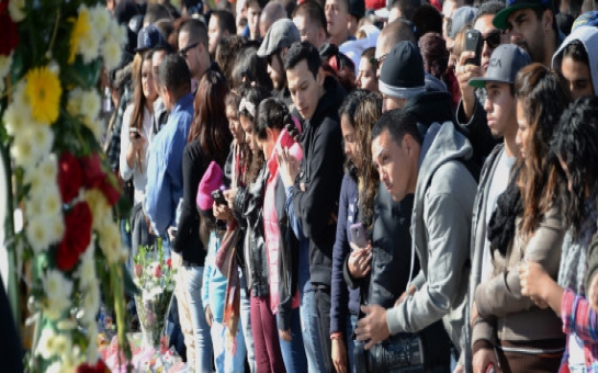 Paul Walker memorial in California draws thousands