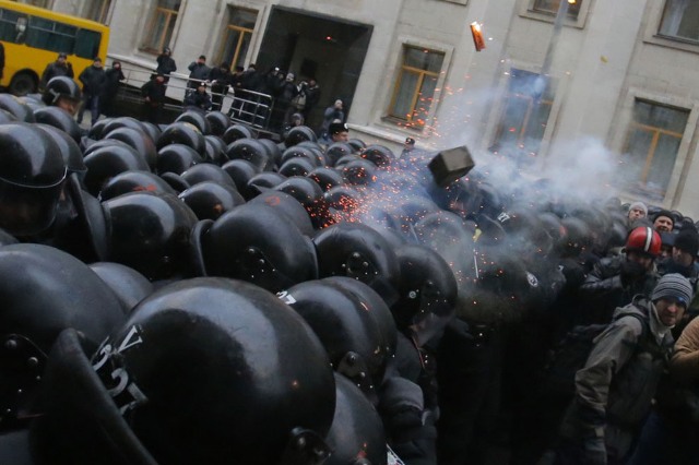  Впечатляющие кадры украинских протестов -ФОТО