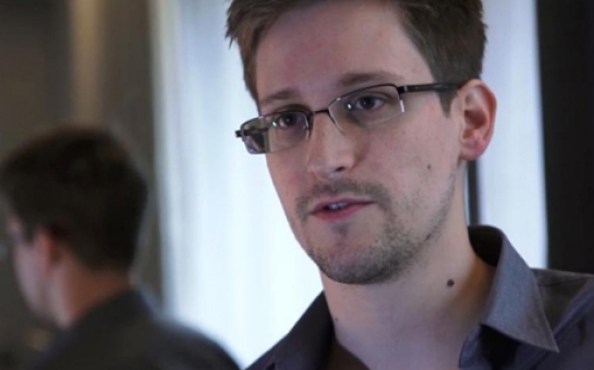 Snowden stole 'keys to the kingdom': NSA official