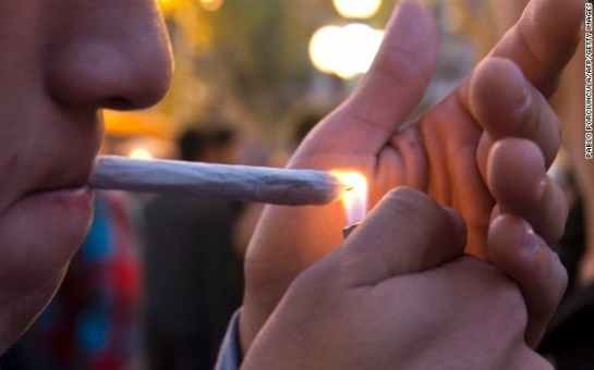 Pot smokers, schizophrenics may share similar brain changes