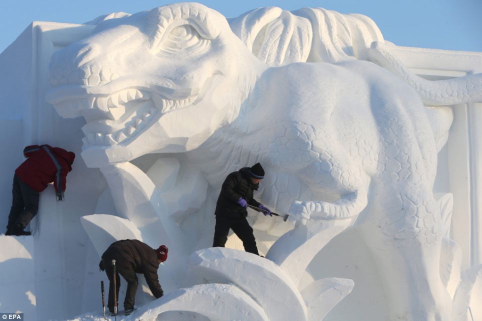 Chinese snow show unveils gigantic 100m-wide sculptures of ice - PHOTO