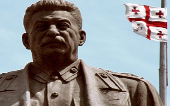 Georgians mark Soviet dictator Josef Stalin s birthday VIDEO