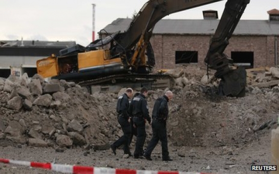 WW2 bomb blast kills digger driver in Germany