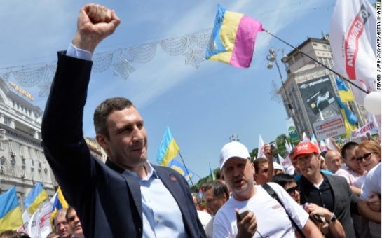 Vitali Klitschko quits pugilism for politics