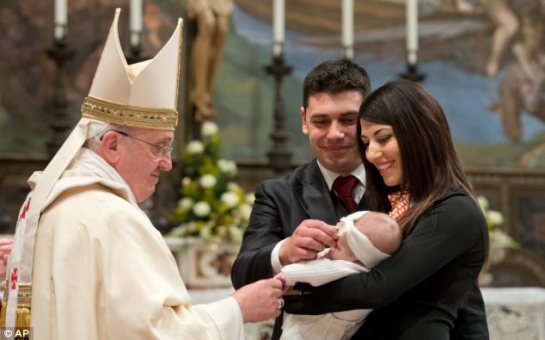 Pope Francis baptises baby of an unmarried couple