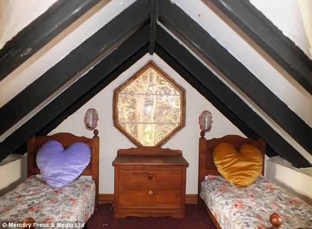 The sweetest house ever sold to secret buyer for £6,500 - PHOTO