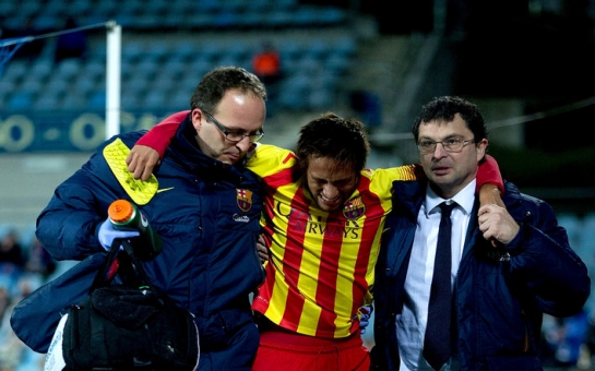 Neymar injury: Barcelona star has sprained ankle tendon