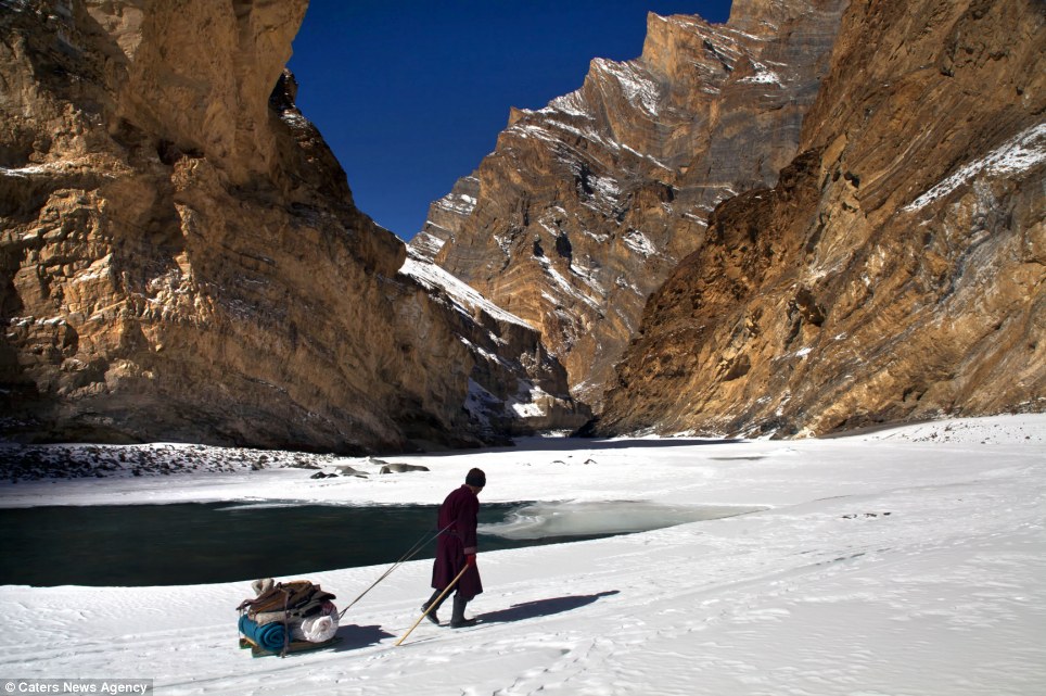 This mother had to trek for nine days in -35C just to get to hospital - PHOTO