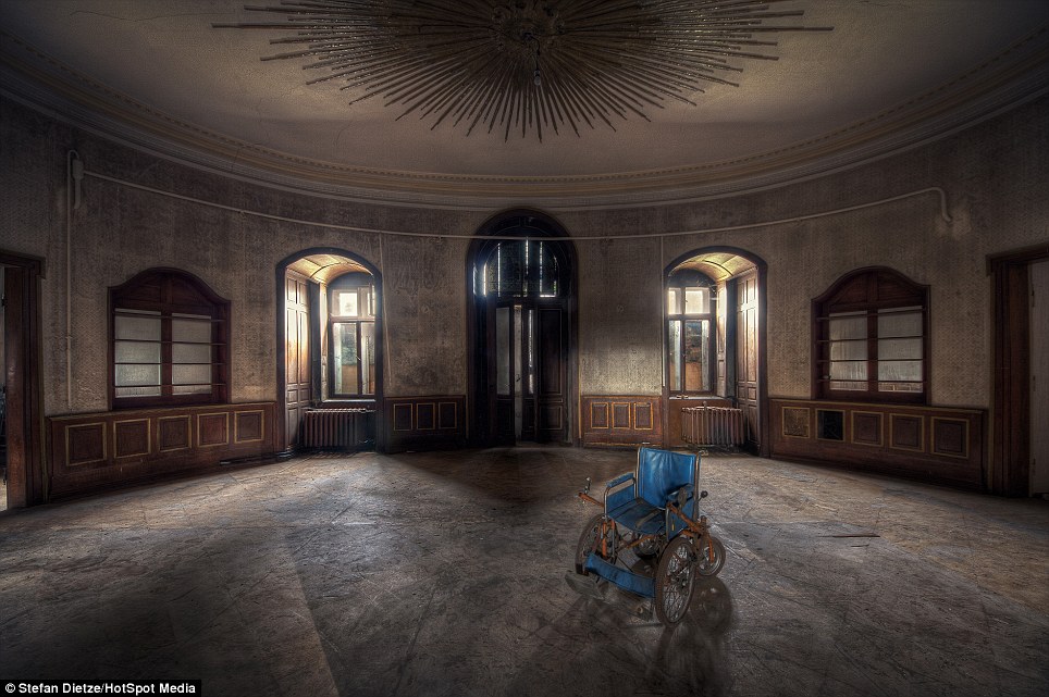 Inside the creepy German retirement home that has been left to crumble since 1990 - PHOTO