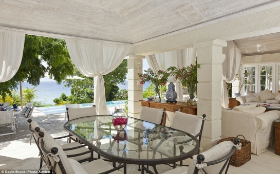 Caribbean hideaway where Prince George spent his first holiday - VIDEO