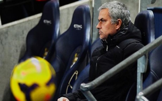 Mourinho rejects 'favourites' tag despite win