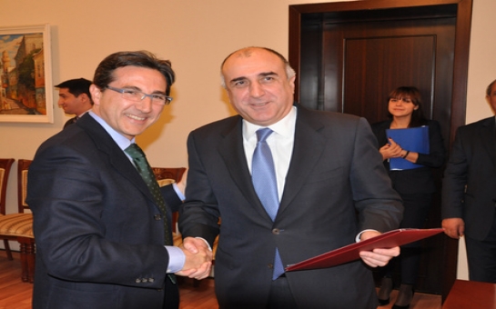 Azeri foreign minister, Spanish MPs discuss ties